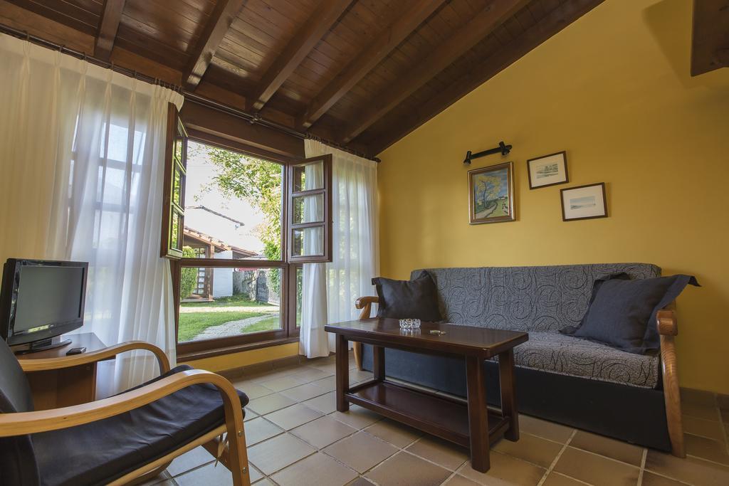 Apartamentos Rurales Playa Del Canal Villanueva de Pria Dış mekan fotoğraf